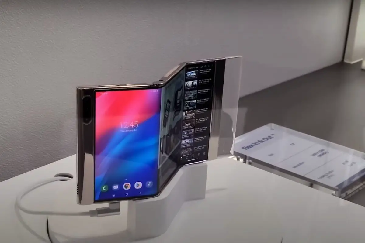 Voici Samsung Flex In & Out : Un prototype de Galaxy Fold à double pliage